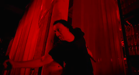 [bangkokdangerous-12.png]