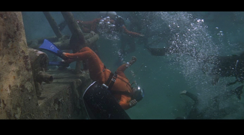 [thunderball8.jpg]